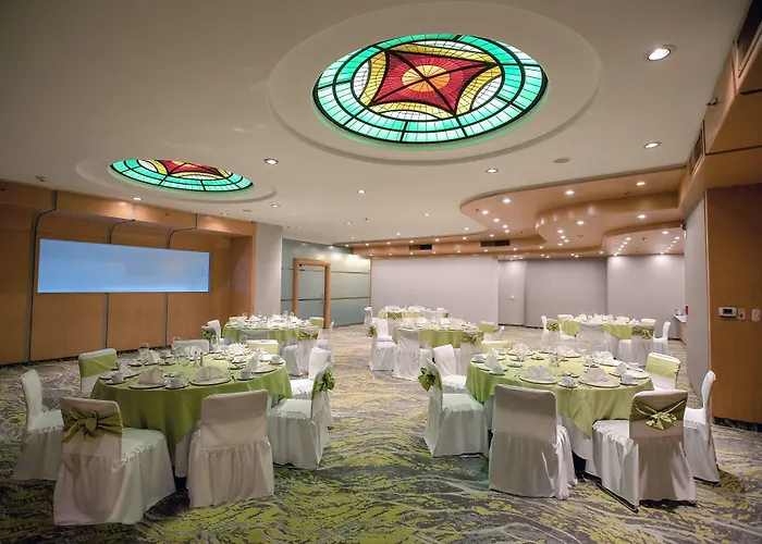 Courtyard By Marriott Revolucion Hotel Mexico City
